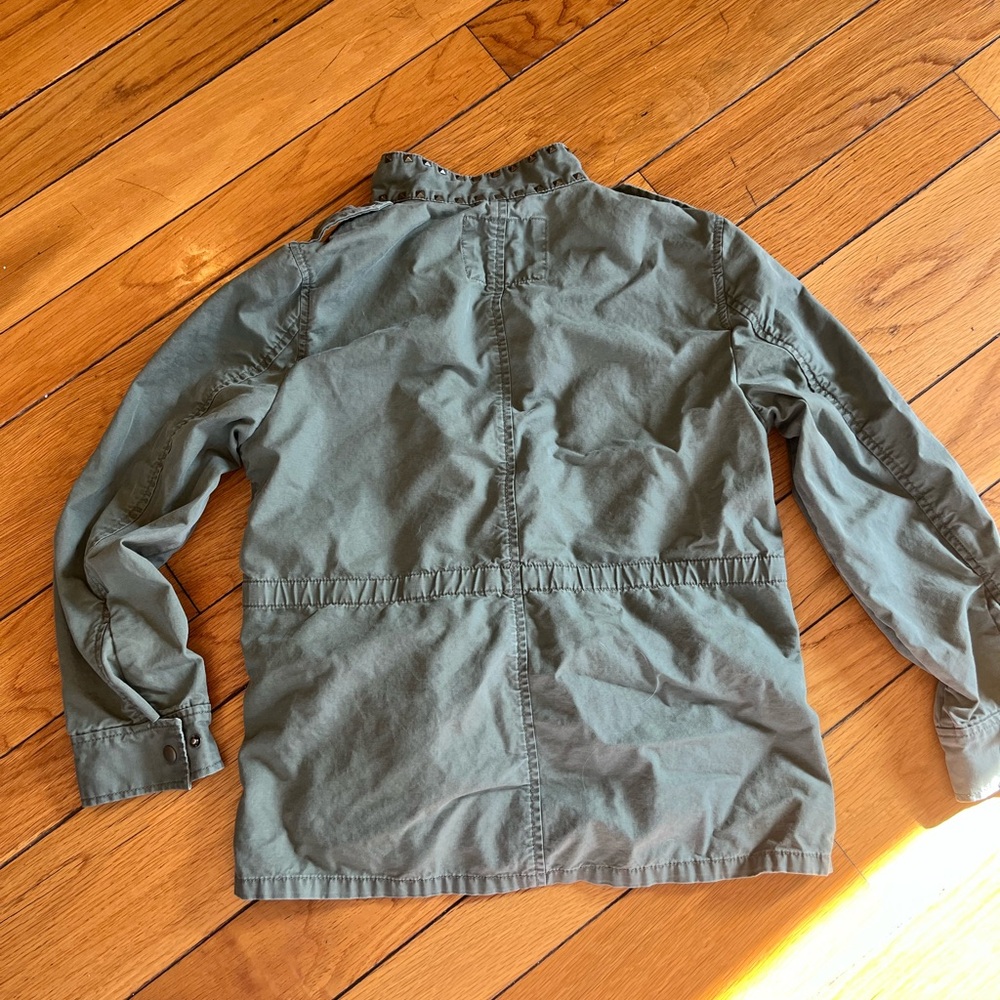 GAP Women’s Olive Studded Field Jacket - Picture 7 of 7